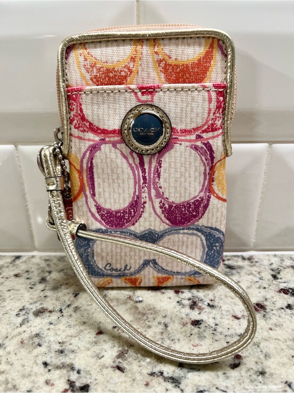 Coach Poppy Signature C Graffiti Wristlet Accessory Pouch NWOT